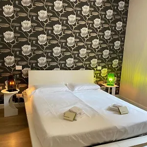 verona-centro-ponte-pietra.hotelinveneto.com/